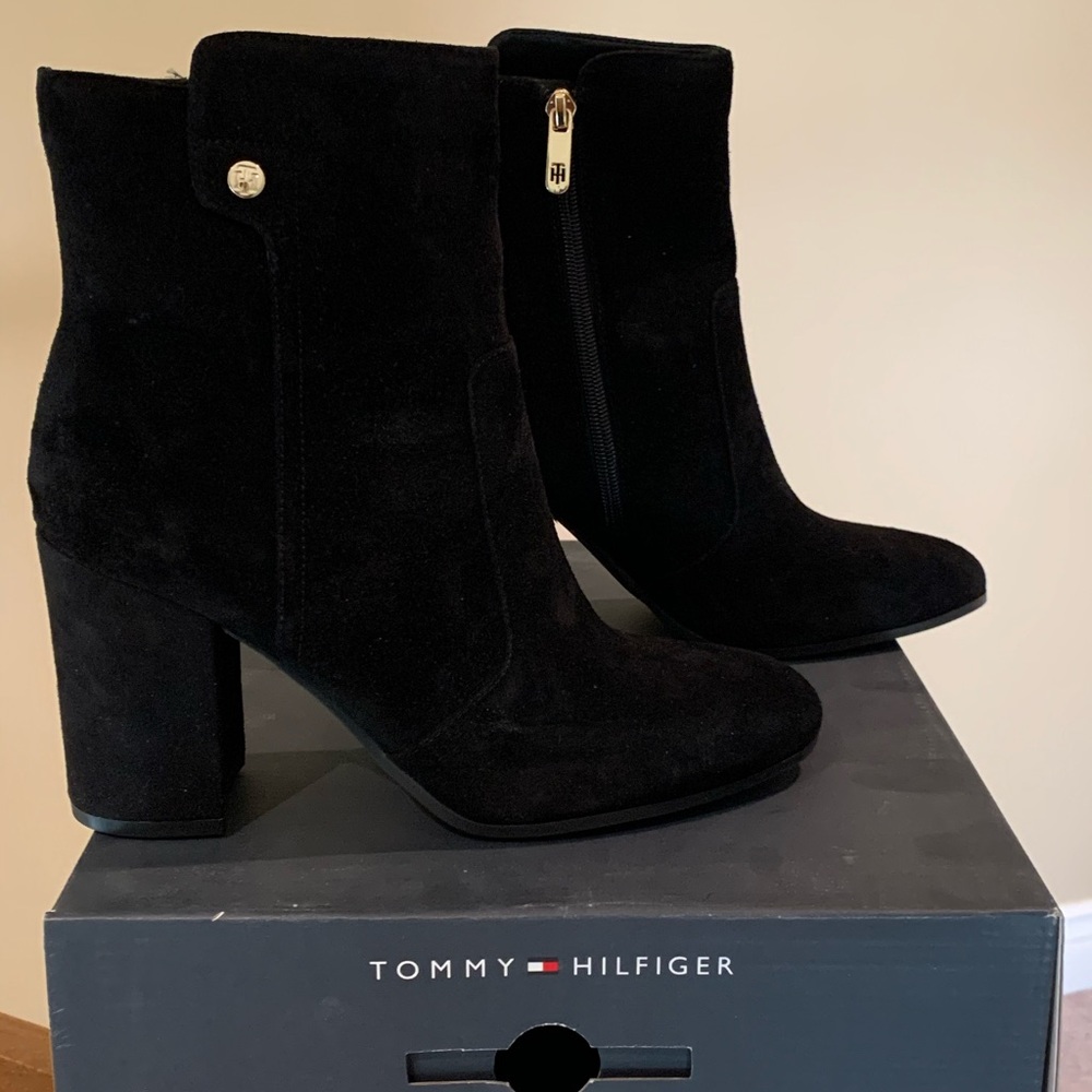 💕Tommy Hilfiger Boots💕